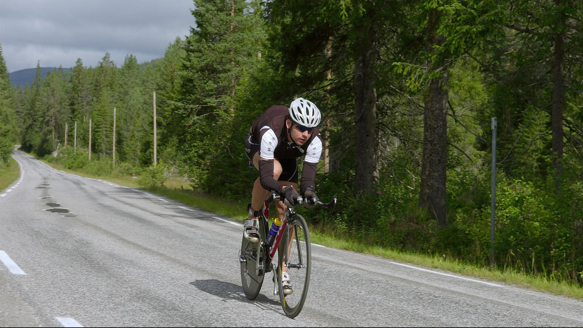 西甲德比启示录,当山西掀翻雄鹿,我们窥见了竞技体育的终极魔法