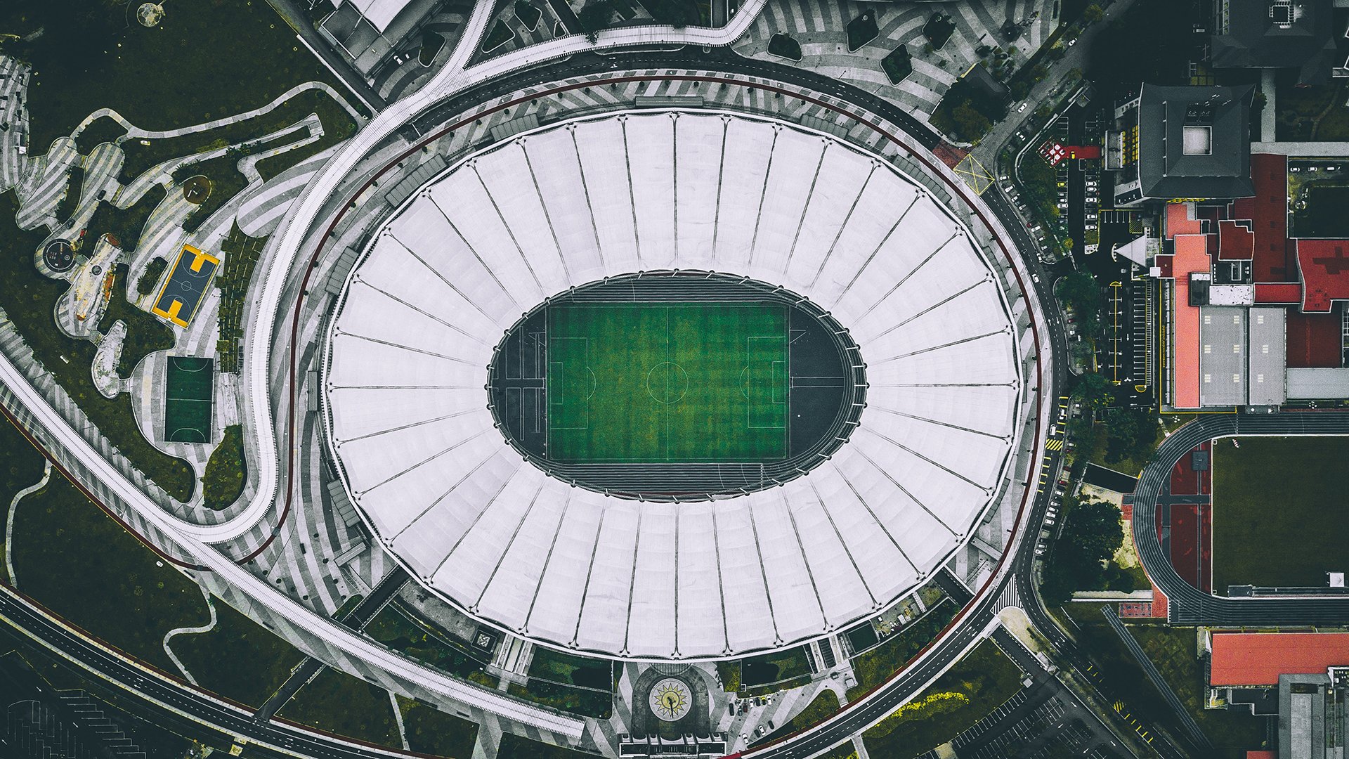 东欧铁骑与西亚雄鹰的碰撞，阿诺德闪耀2026世界杯揭幕战